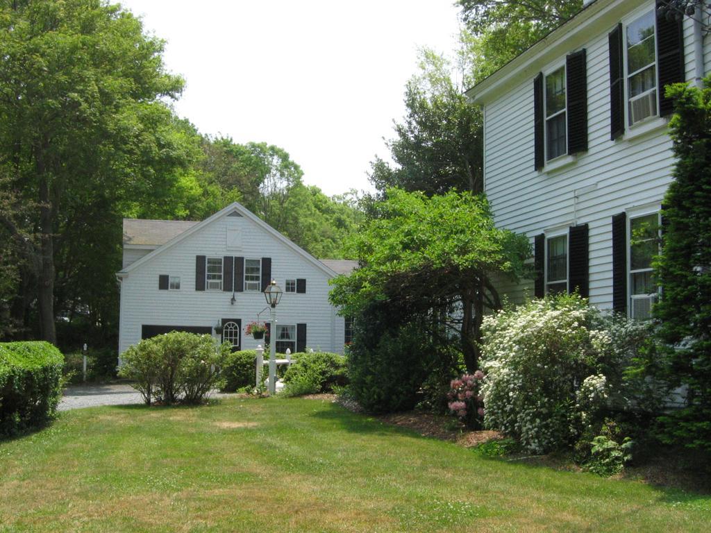 Candleberry Inn On Cape Cod Brewster Exterior foto